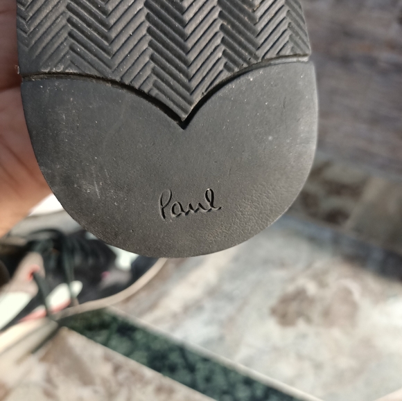 Paul Smith - Picture 5 of 15